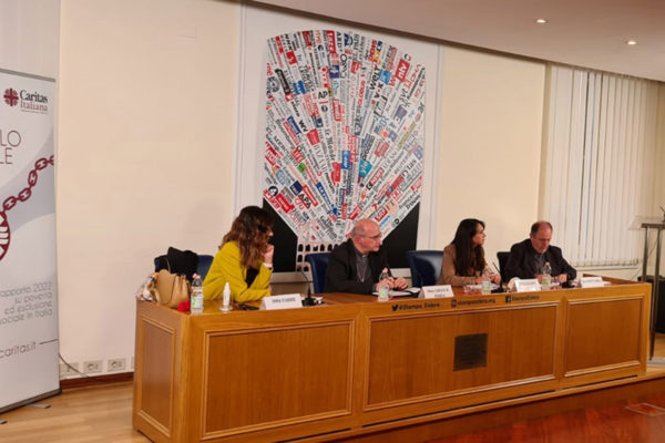 Rapporto 2022 su povertà ed esclusione sociale in Italia