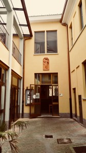 Cortile interno della Casa di Accoglienza San Giacomo