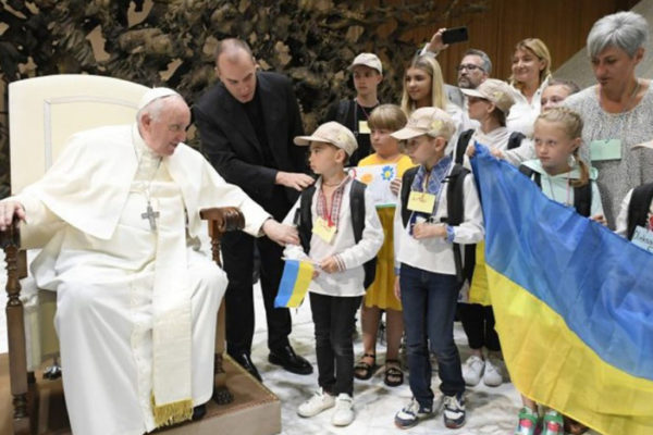 Sei mesi di guerra in Ucraina: proseguono gli interventi Caritas