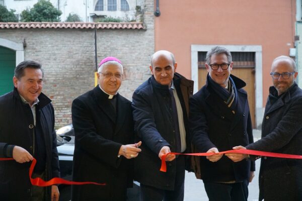 Inaugurata Casa Regina Pacis